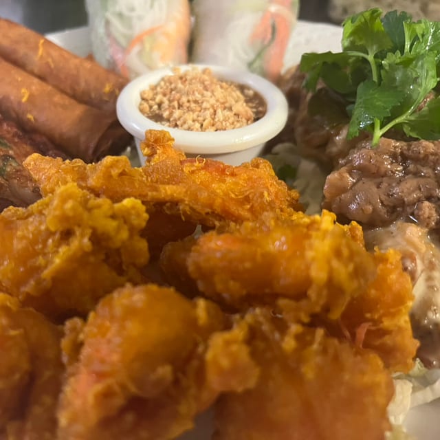 Thai Grindz Combo.